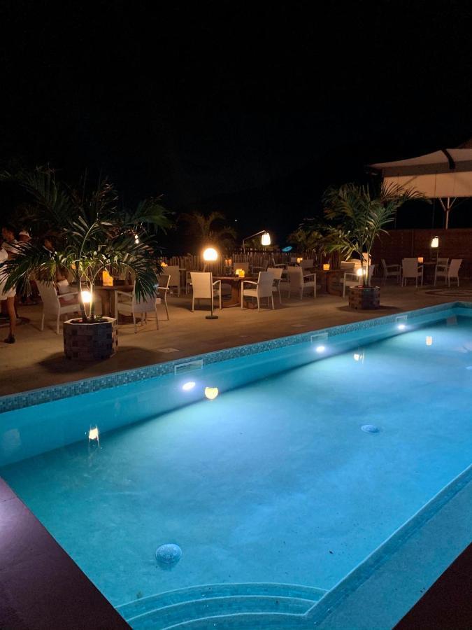 Le Domaine Anse Marcel Beach Resort Exteriör bild